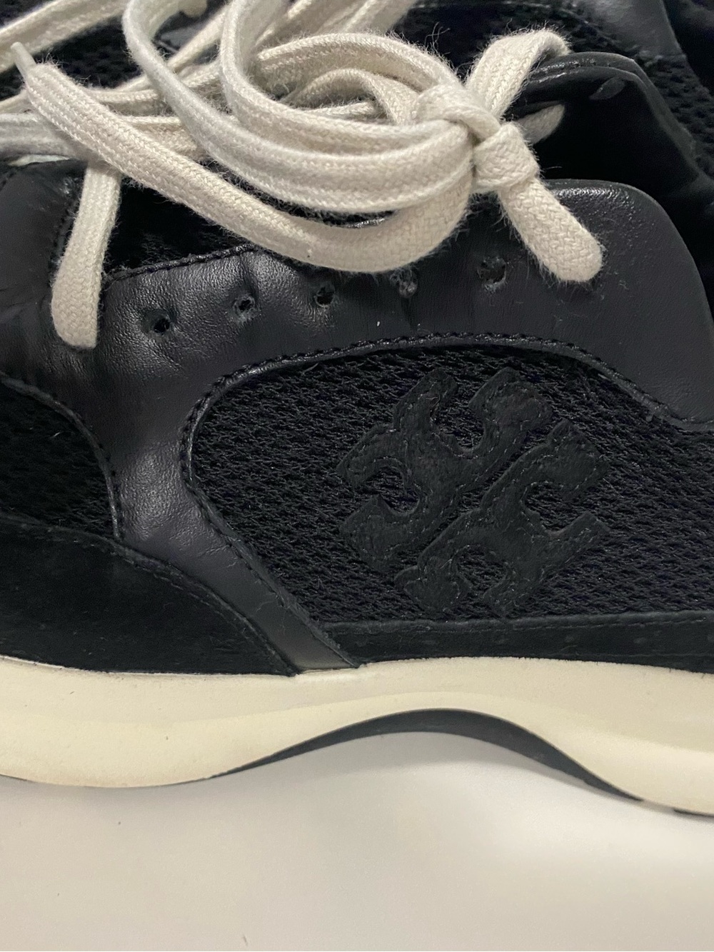 Tory Burch Black Leather Lace Up Sneakers Size 10M Used - Picture 2 of 9